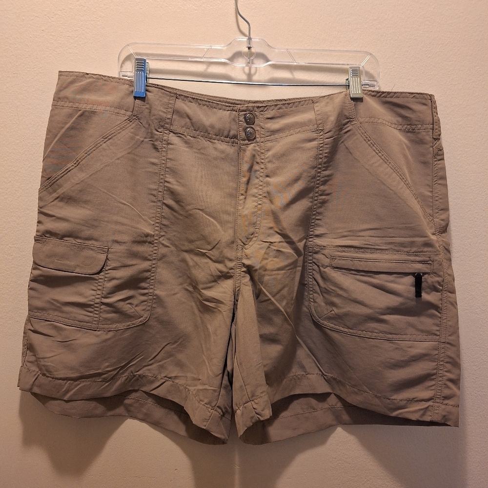 World Wide Sportsman woman Shorts